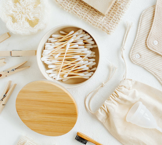 6 tips for giving up plastic in the bathroom (besides our bars) | Ethique