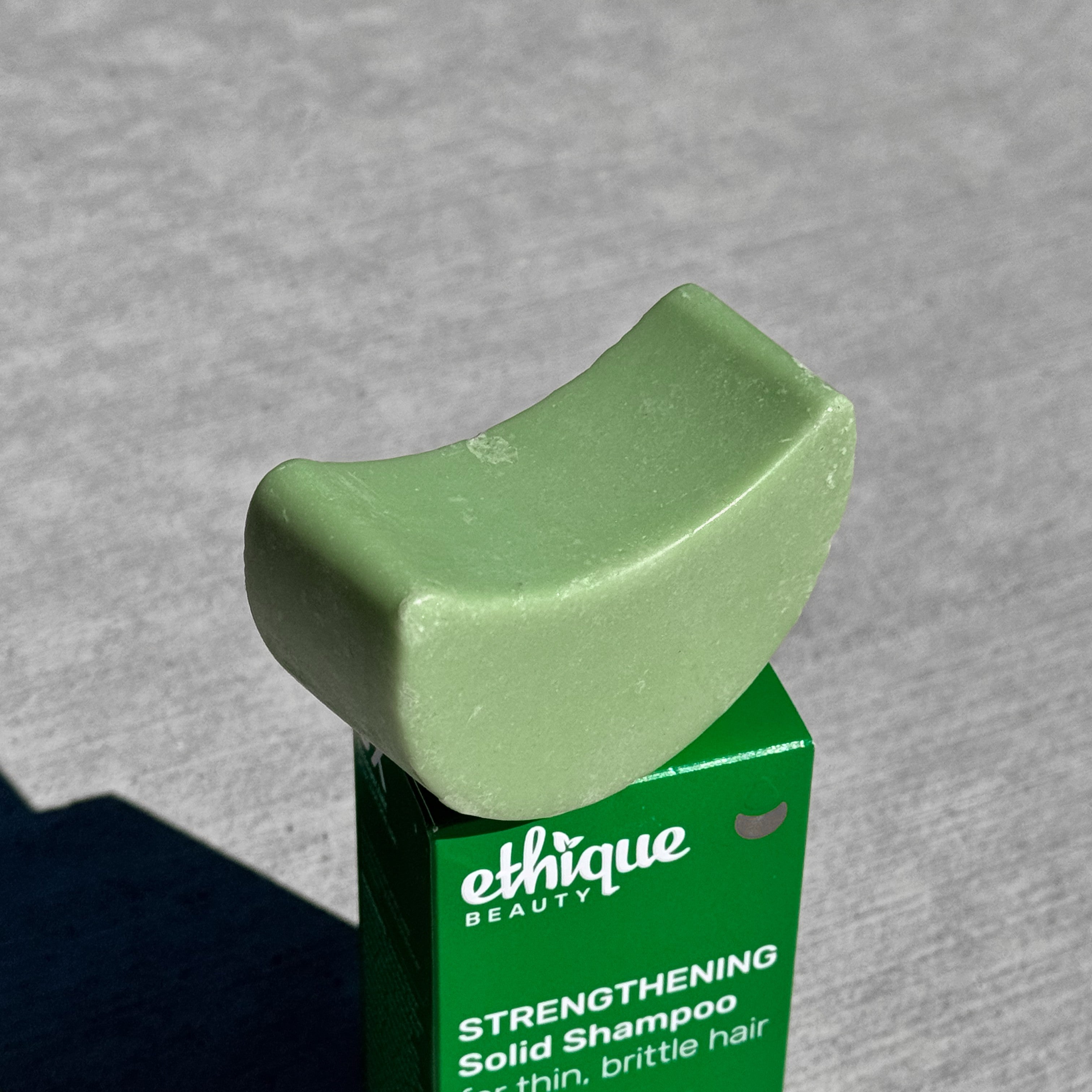 Shampoo for Postpartum Hair Loss: What Works and What Doesn't